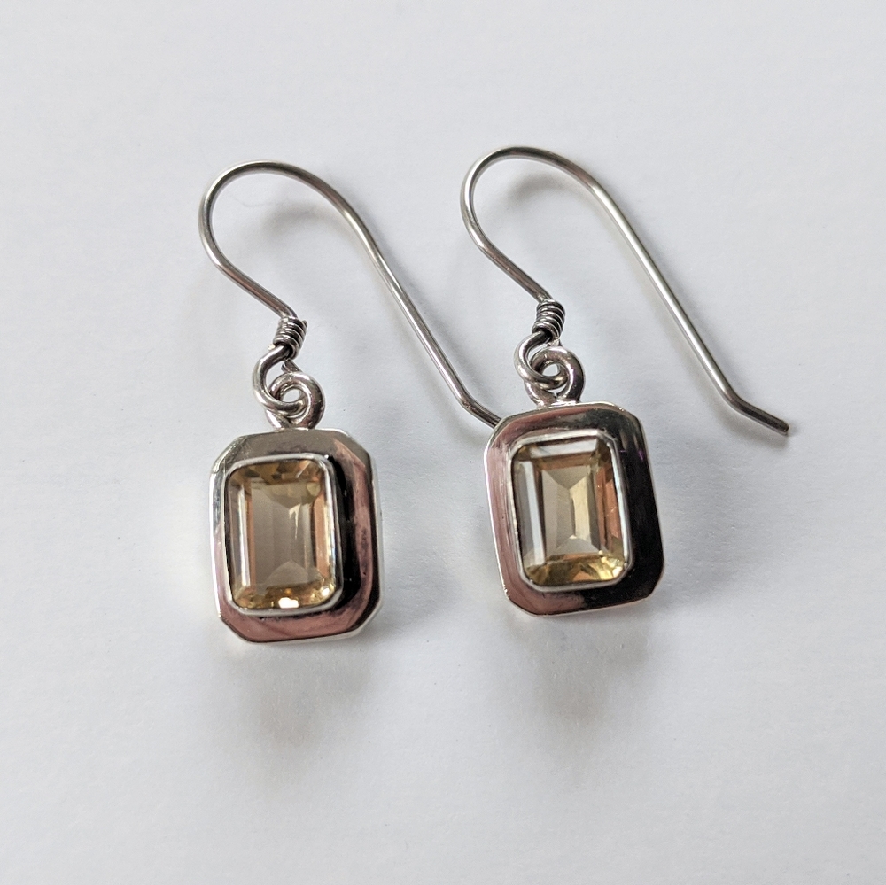 Sterling Earrings With Citrine Yellow Stones - Picture 2 of 3